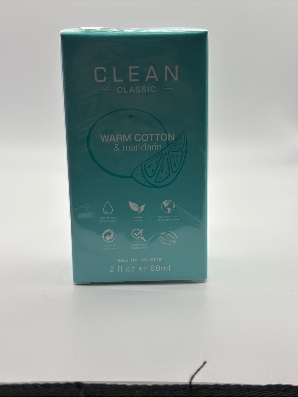 CLEAN Classic Eau de Toilette 2 Fl Oz Fresh Laundry Skin Vanilla Mandarin - Picture 6 of 8